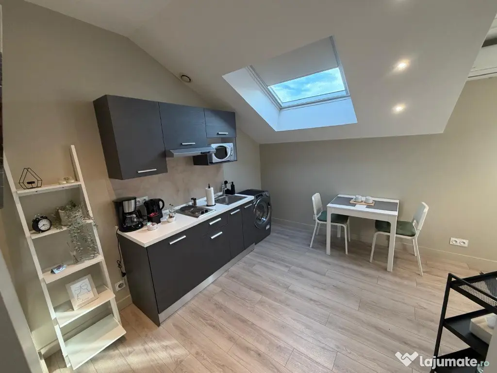 Apartament 1 camera la casa, zona Bujac, etaj 1