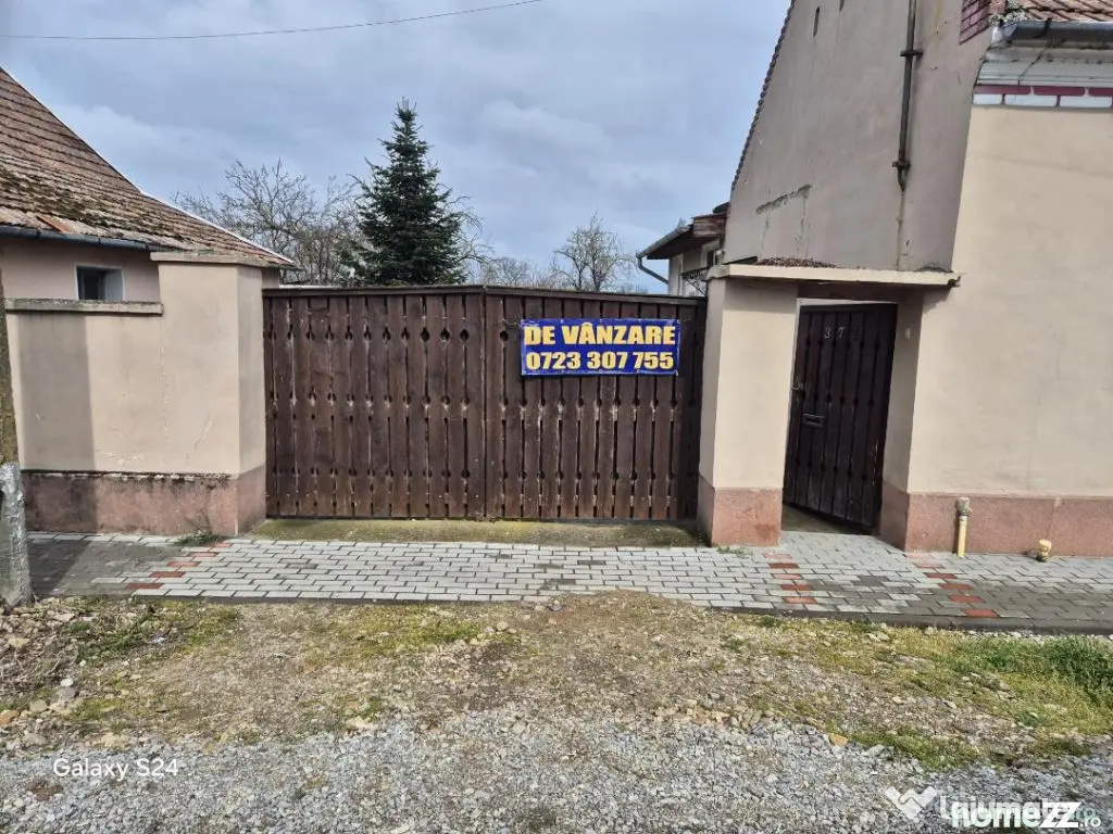 Casa plus anexa parter, Tamaseu central, gaz, sosea , ter 3040 mp 