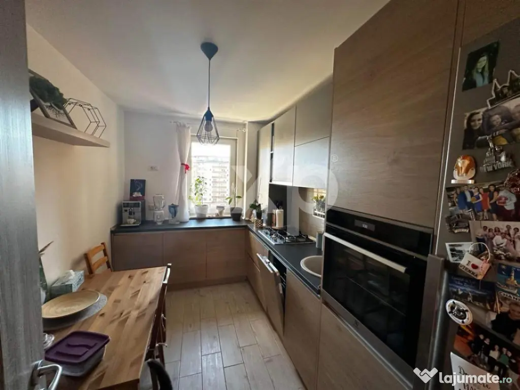 Apartament 2 camere - Tractorul Urban Coresi -loc parcare- 5 