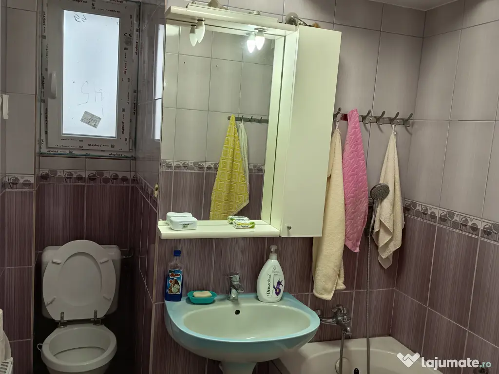 Apartament 2 camere semidecomandat Mihail Kogălniceanu 