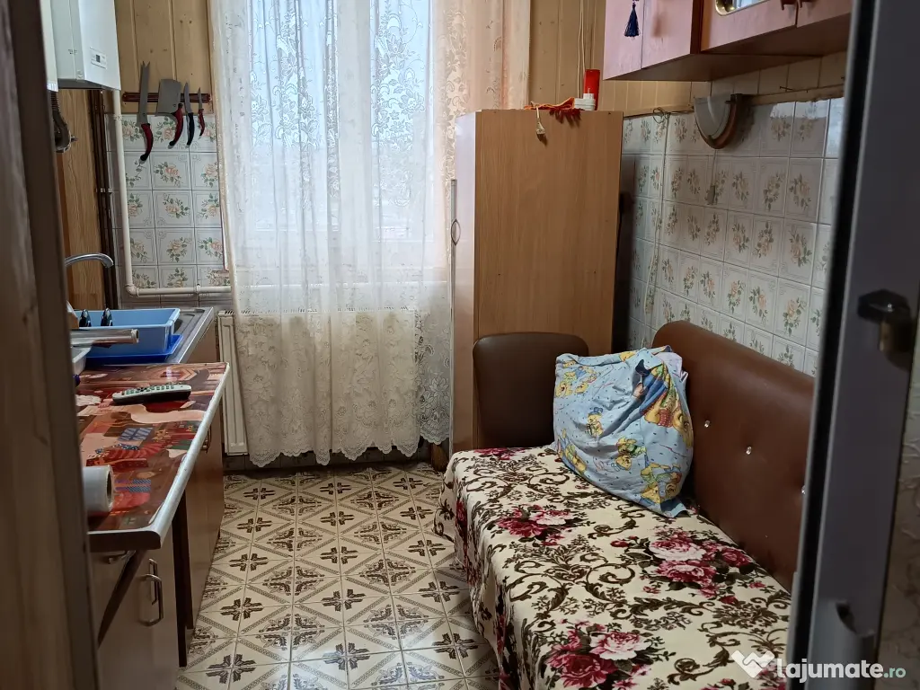 Apartament 2 camere semidecomandat Mihail Kogălniceanu 