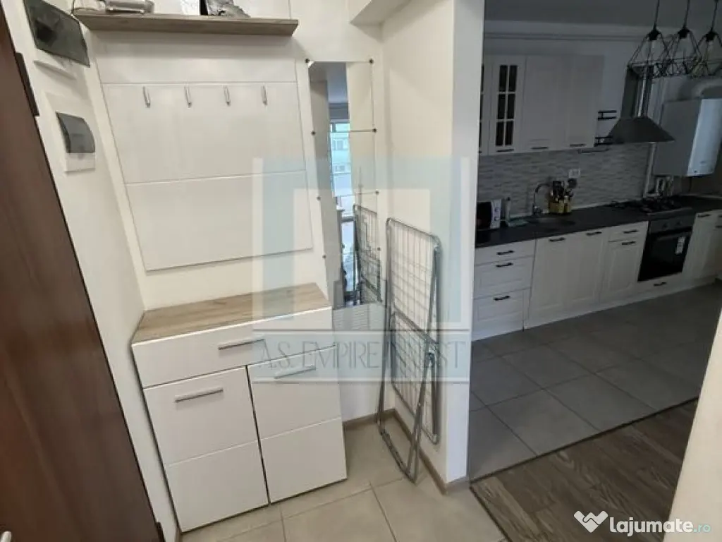 Apartament 2 camere, parcare,boxa,terasa 16 mp-zona Tract...