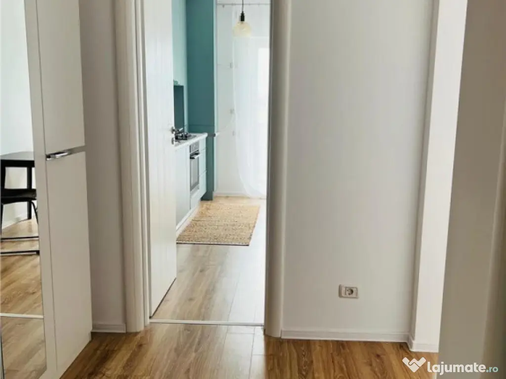 Decomandata,bloc nou,terasa,loc parcare, aria Coresi,Tractor 