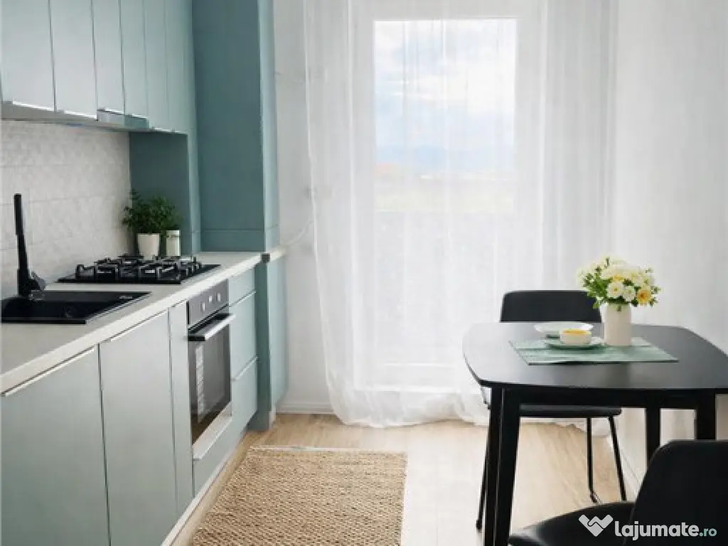 Decomandata,bloc nou,terasa,loc parcare, aria Coresi,Tractor 