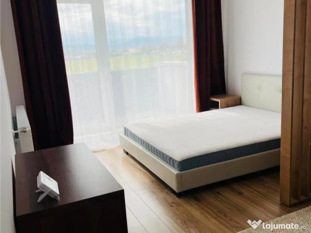 Decomandata,bloc nou,terasa,loc parcare, aria Coresi,Tractor 