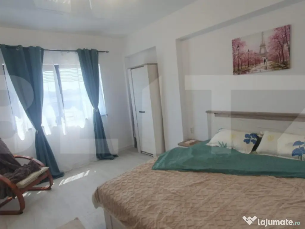 Apartament de 2 camere, Curte, Ac, Centrala, Parcare, Zona M