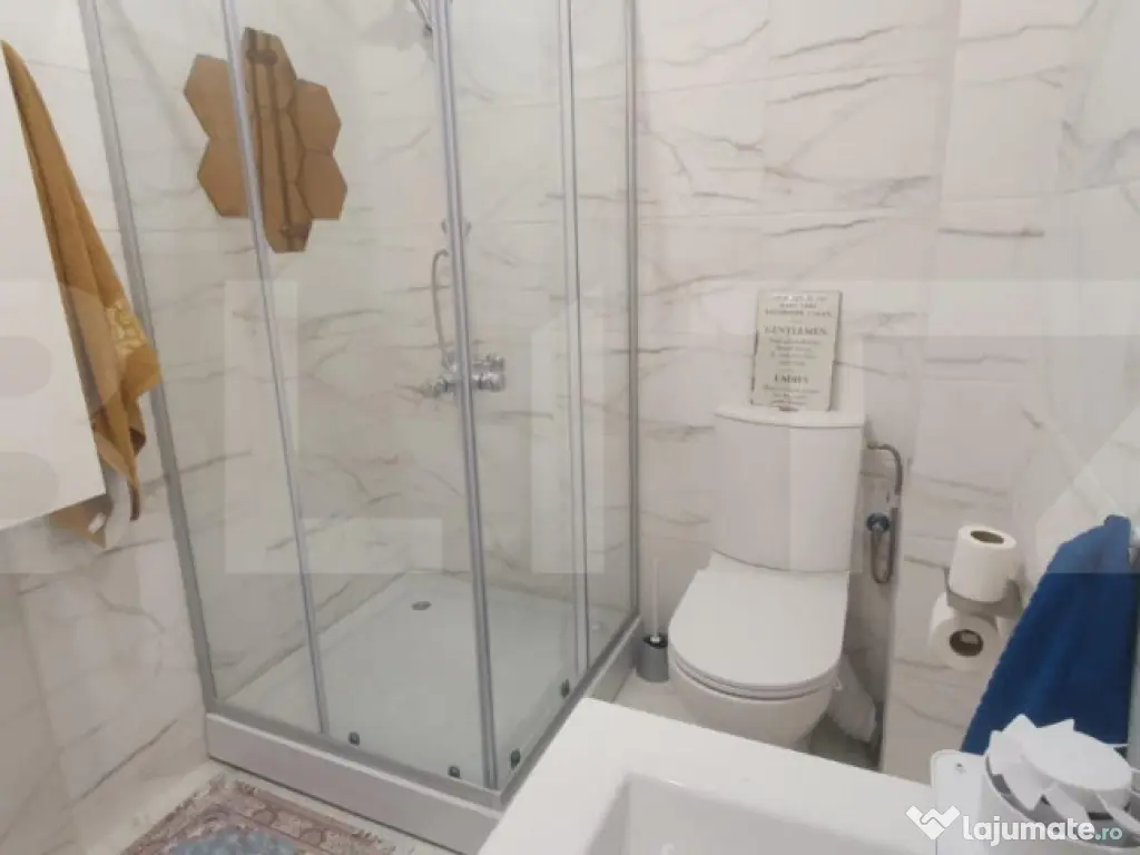 Apartament de 2 camere, Curte, Ac, Centrala, Parcare, Zona M