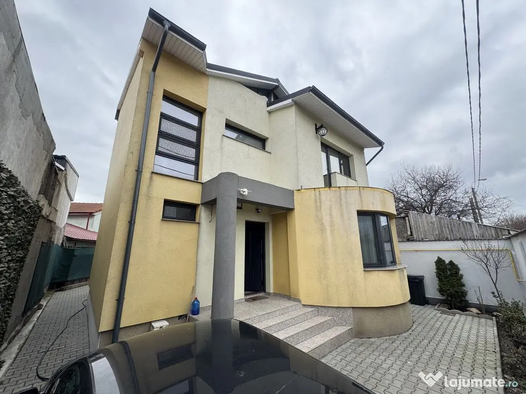 Casă / Vilă deosebită zona Medeea – oportunitate exc...