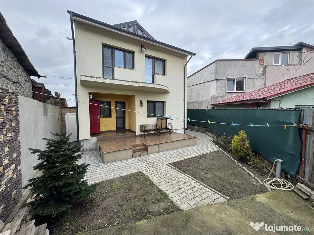 Casă / Vilă deosebită zona Medeea – oportunitate exc...