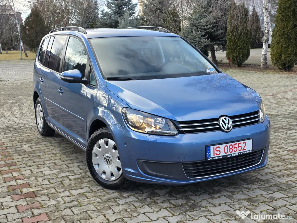 VW Touran 7 locuri 2011 1.6 TDI 105 CP euro 5 / RATE fara avans 