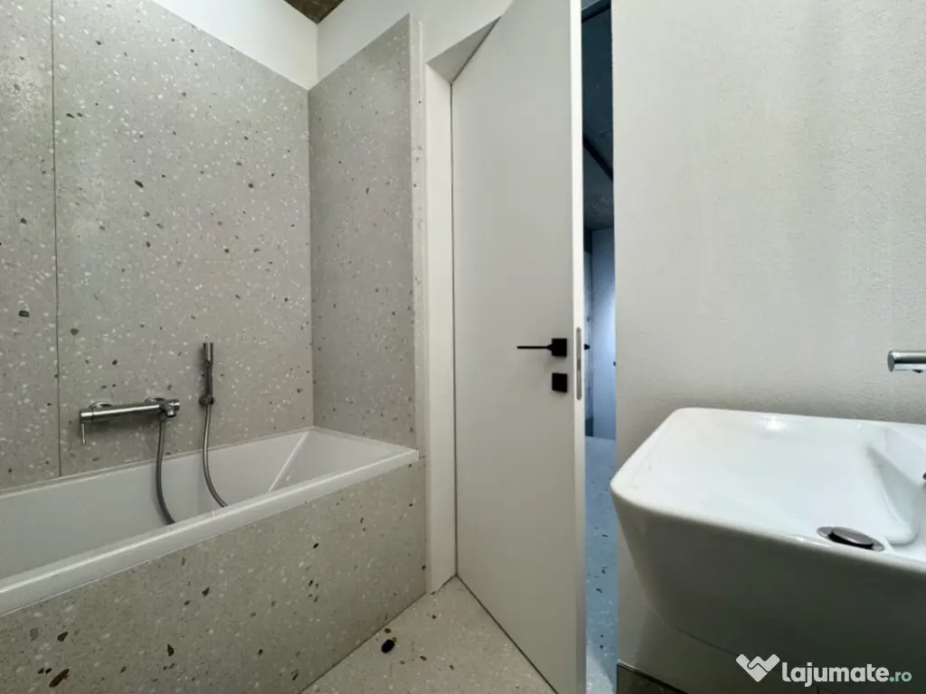 Duplex premium 4 camere | Curte 50mp | 2 Parcari | Dorobanti 