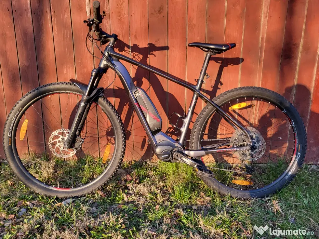 Bicicleta electrica MERIDA eBIG.NINE LIMITED, suspensie fata 