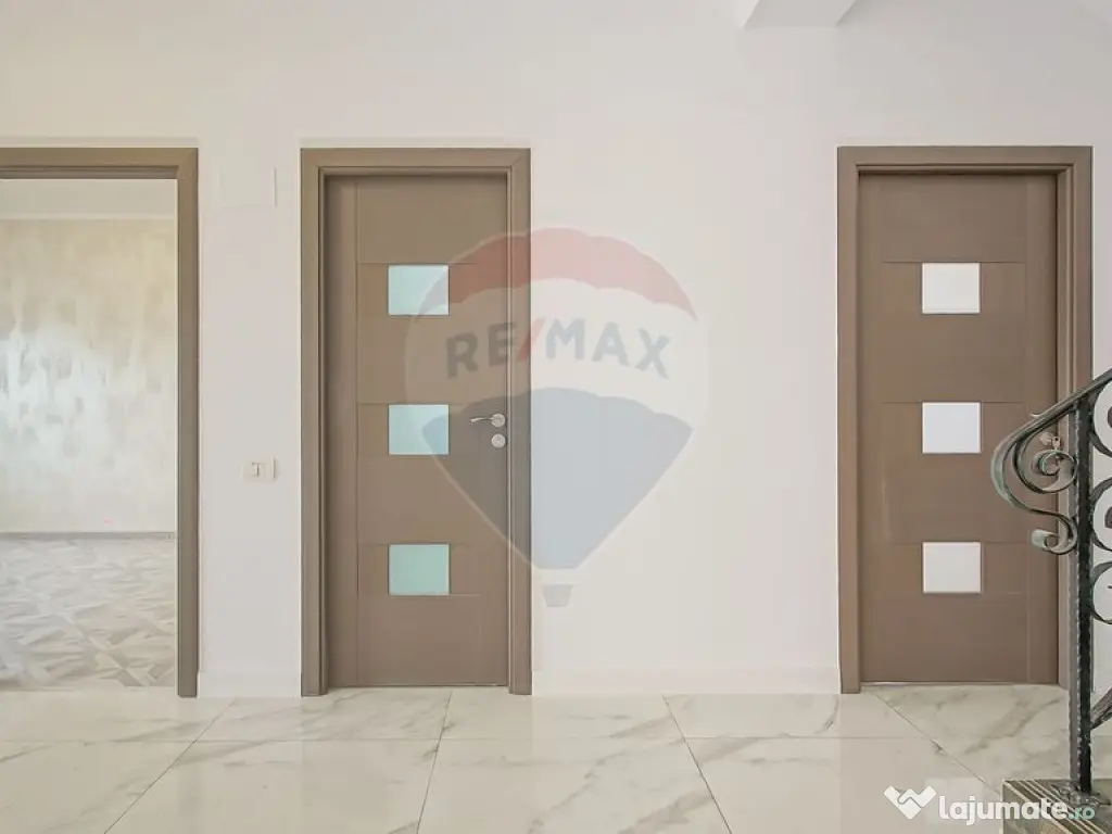 Casă / Vilă cu 5 camere de vânzare în zona Bunloc 