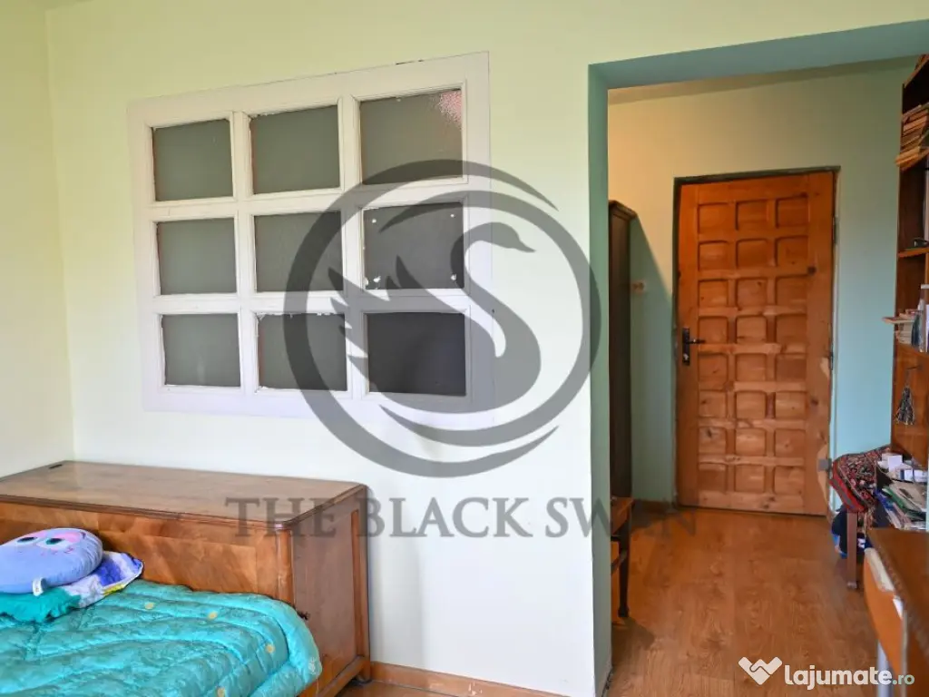 Casa cu 7 camere de vanzare | Zona Centrala, Baicoi | Com... 