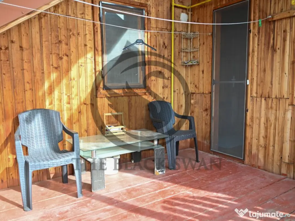 Casa cu 7 camere de vanzare | Zona Centrala, Baicoi | Com... 