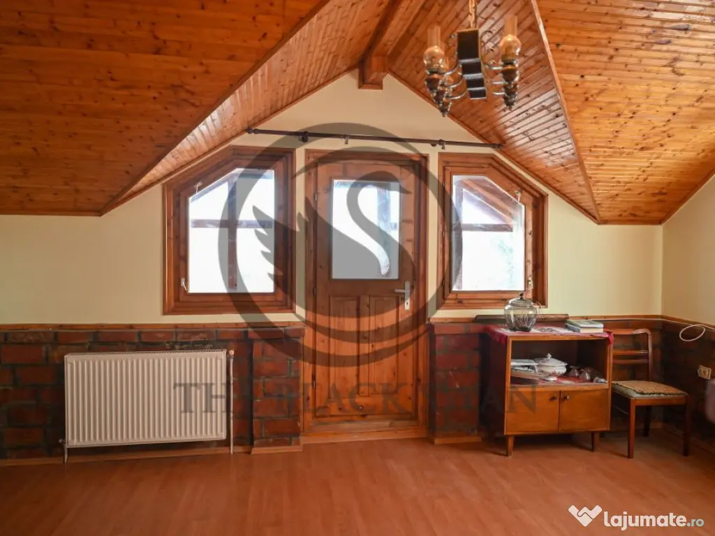 Casa cu 7 camere de vanzare | Zona Centrala, Baicoi | Com... 