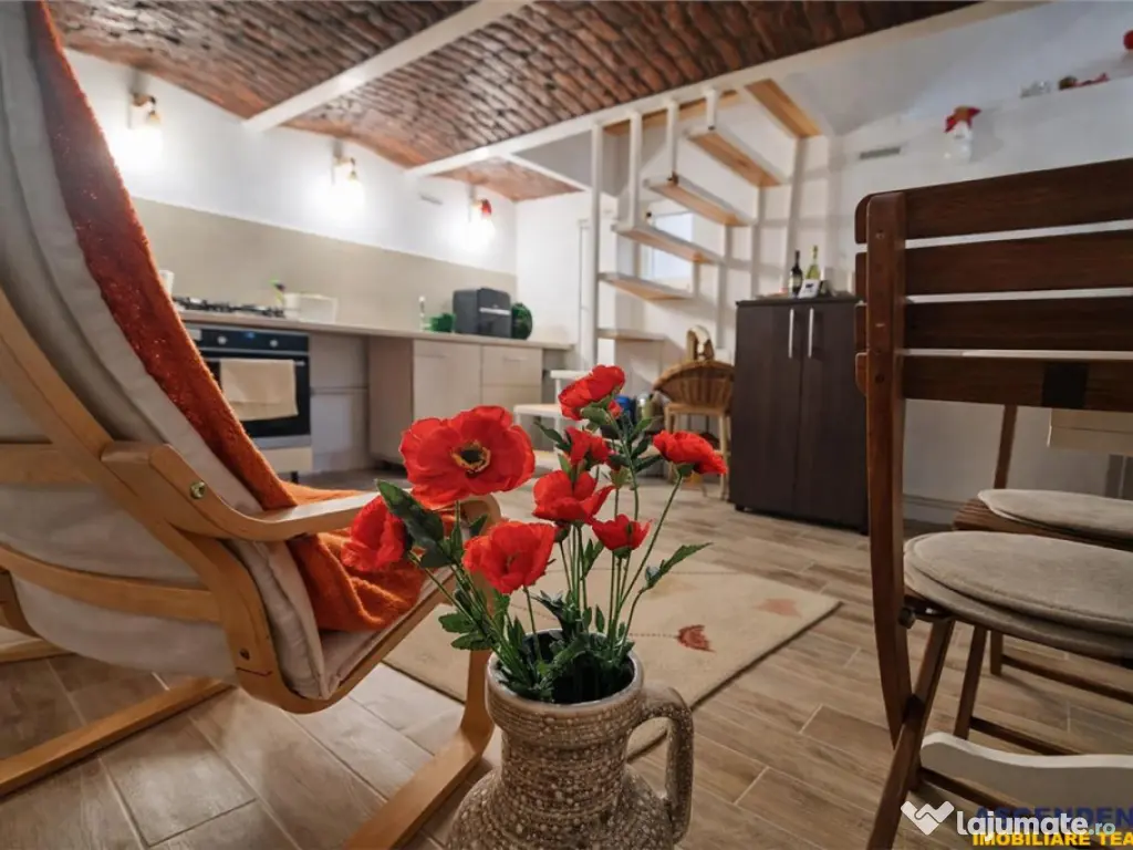 Casa situata central, cu un echilibru remarcabil intre tradi 