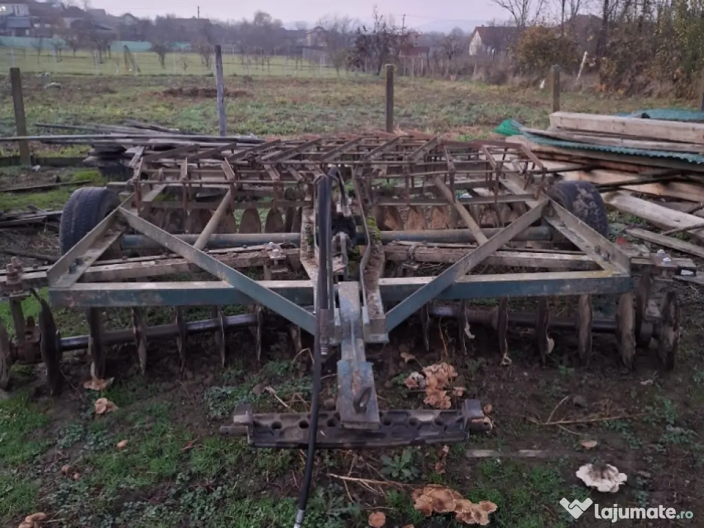 Vând disc și combinator