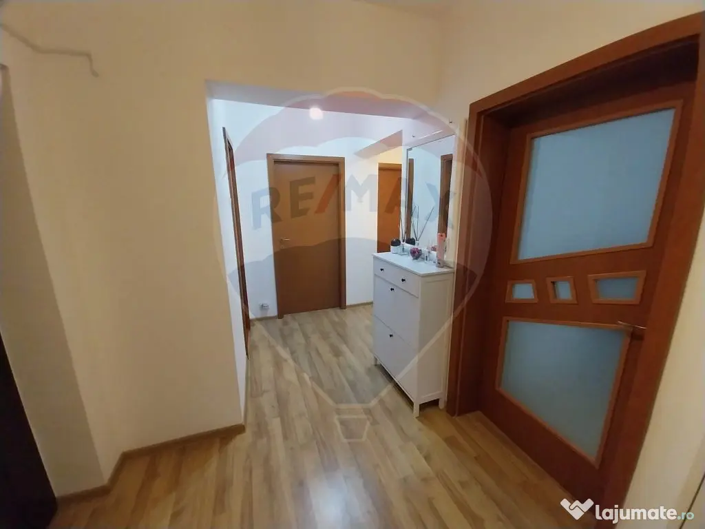 Apartament cu 3 camere Promenada- Calea Severinului-Toporas 