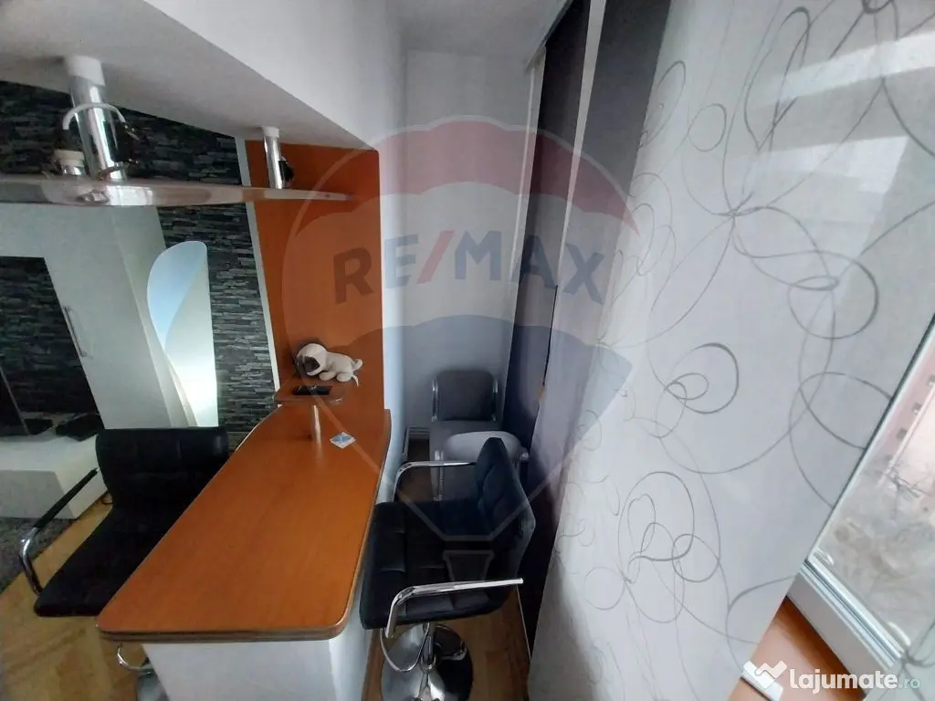 Apartament cu 3 camere Promenada- Calea Severinului-Toporas 
