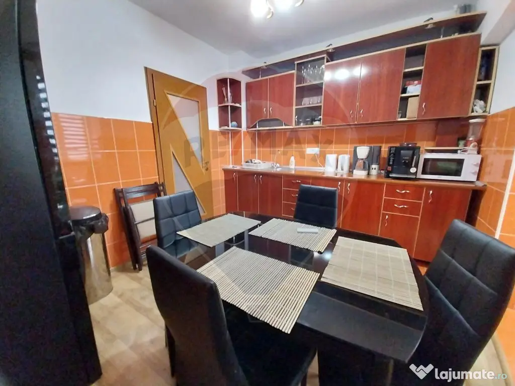 Apartament cu 3 camere Promenada- Calea Severinului-Toporas 