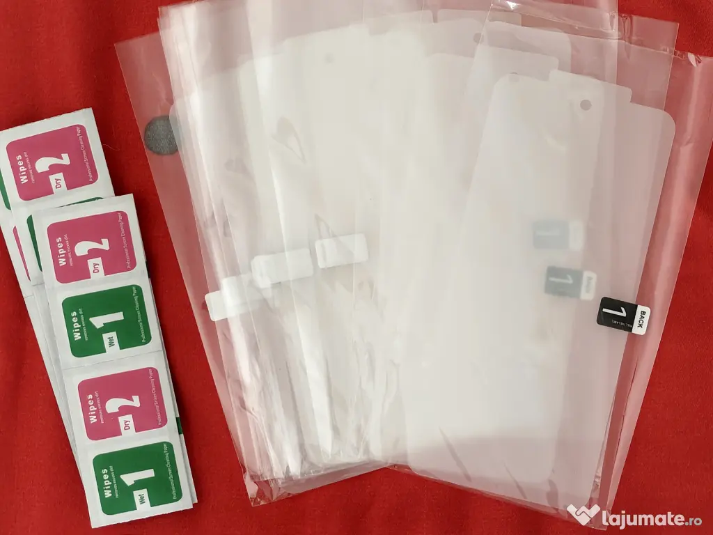 Huse si protectie ecran telefon PIXEL 8 