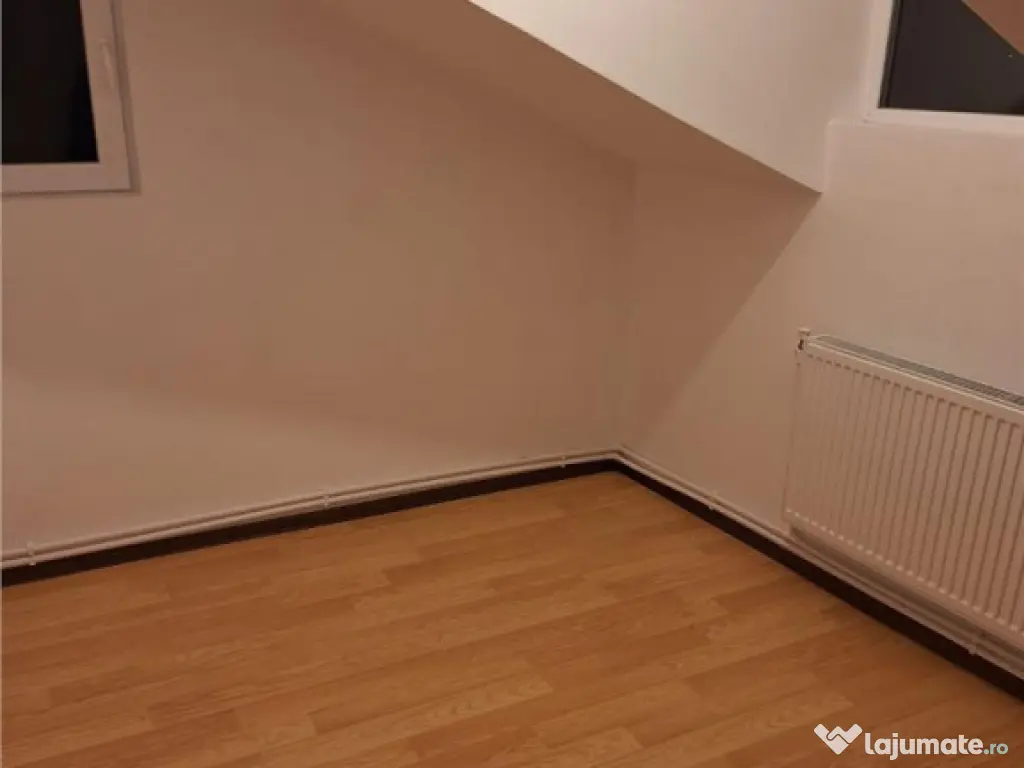 Resedinta spatiu profesional de inchiriat, Ghimbav – Ce...