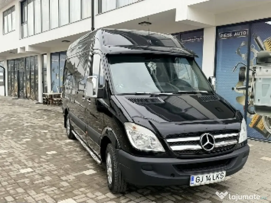 Vând Mercedez Sprinter