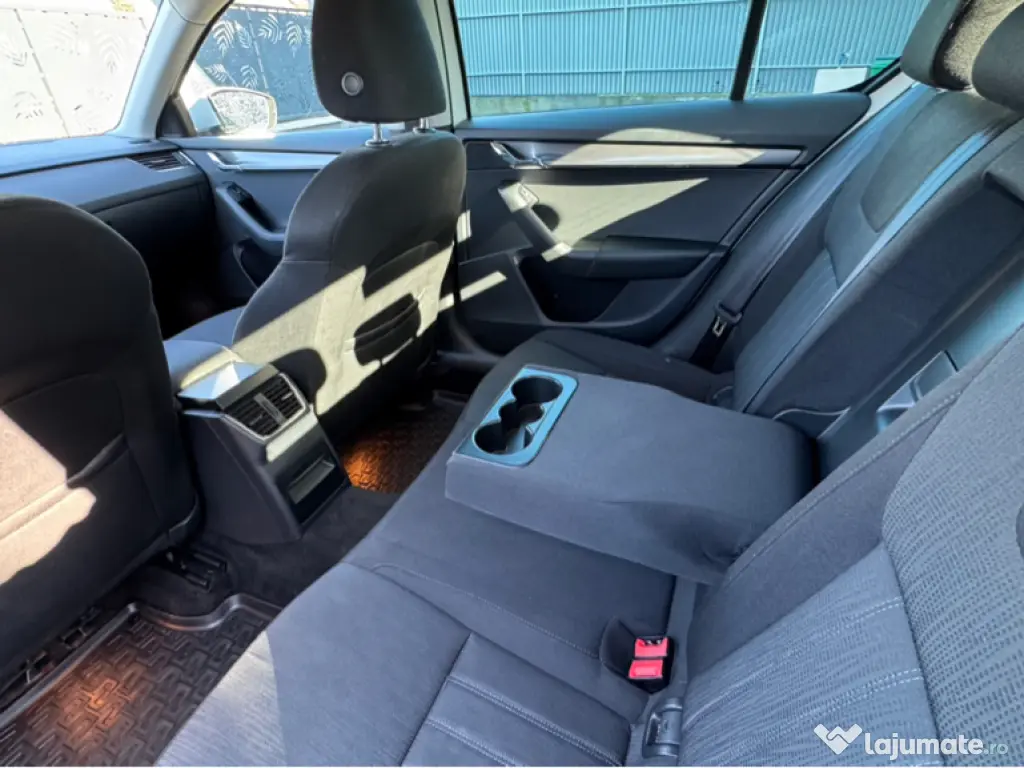 Mercedez Sprinter. 2012