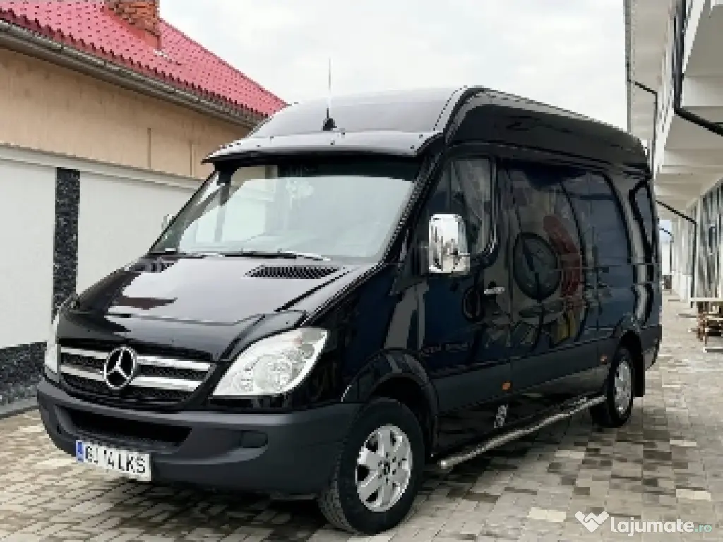 Mercedez Sprinter. 2012