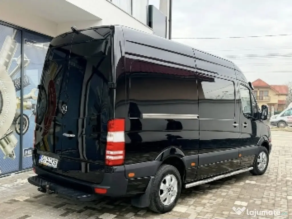 Mercedez Sprinter. 2012