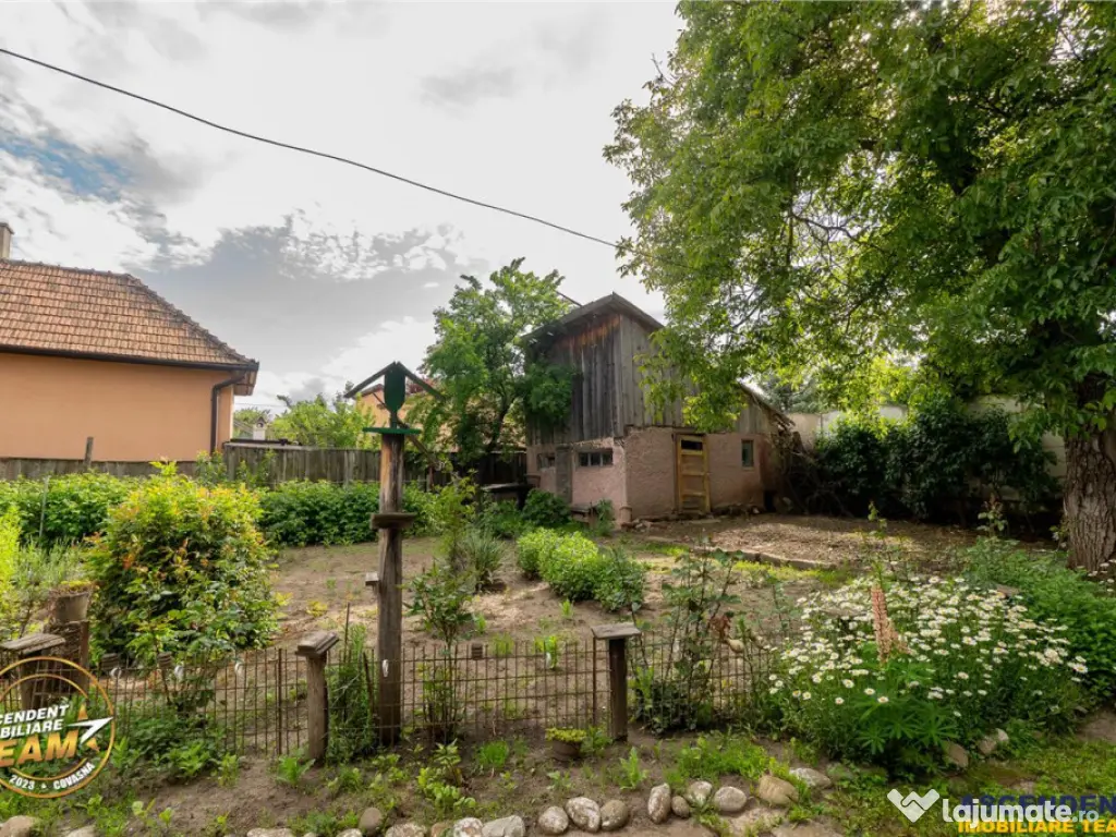 Casa traditionala, cu teren pretios de 534 mp, Targu Secuies 