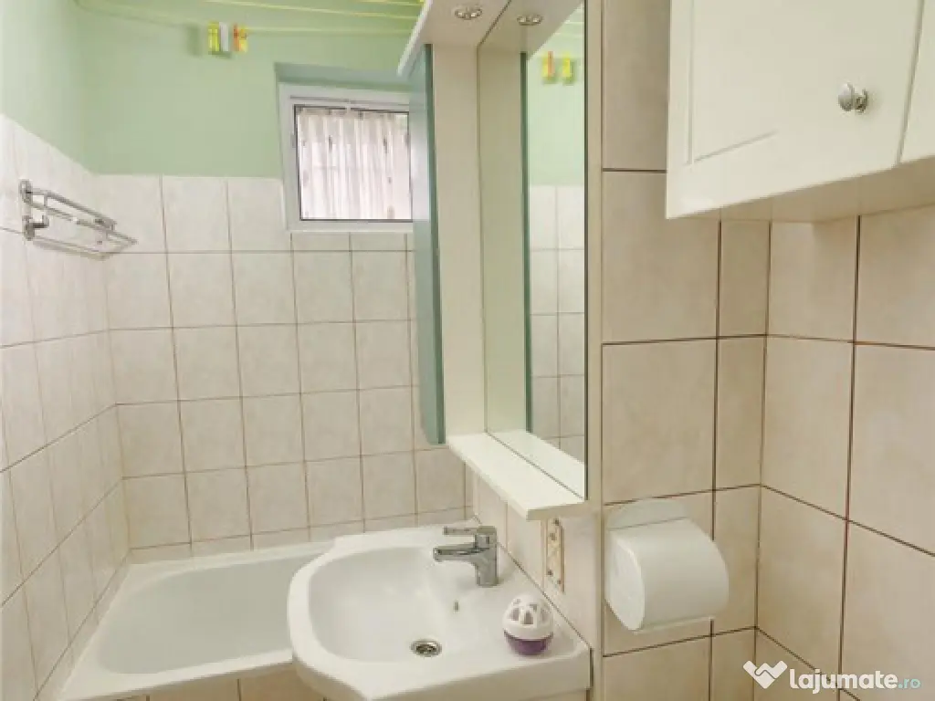 Camin primitor si luminos, decomandat, etaj intermediar, As