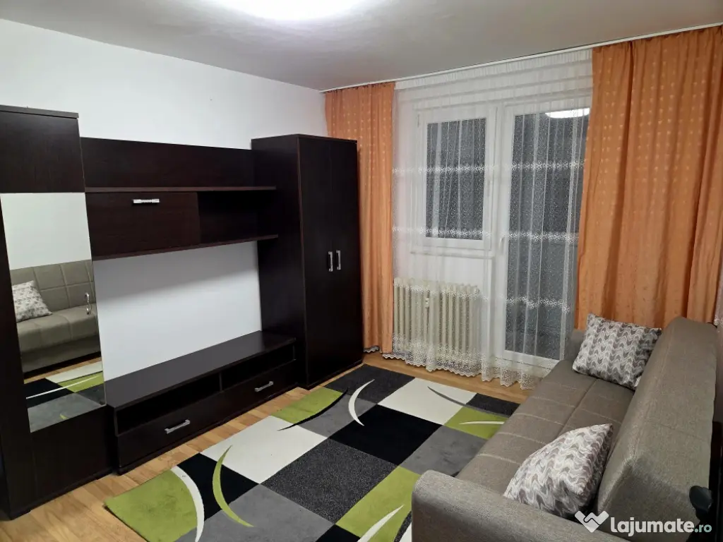 Proprietar inchiriez ap 2 camere la 2 min de metrou 