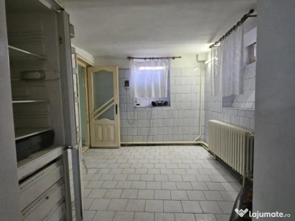 Spatiu comercial, 190 mp utili, zona Centrala 