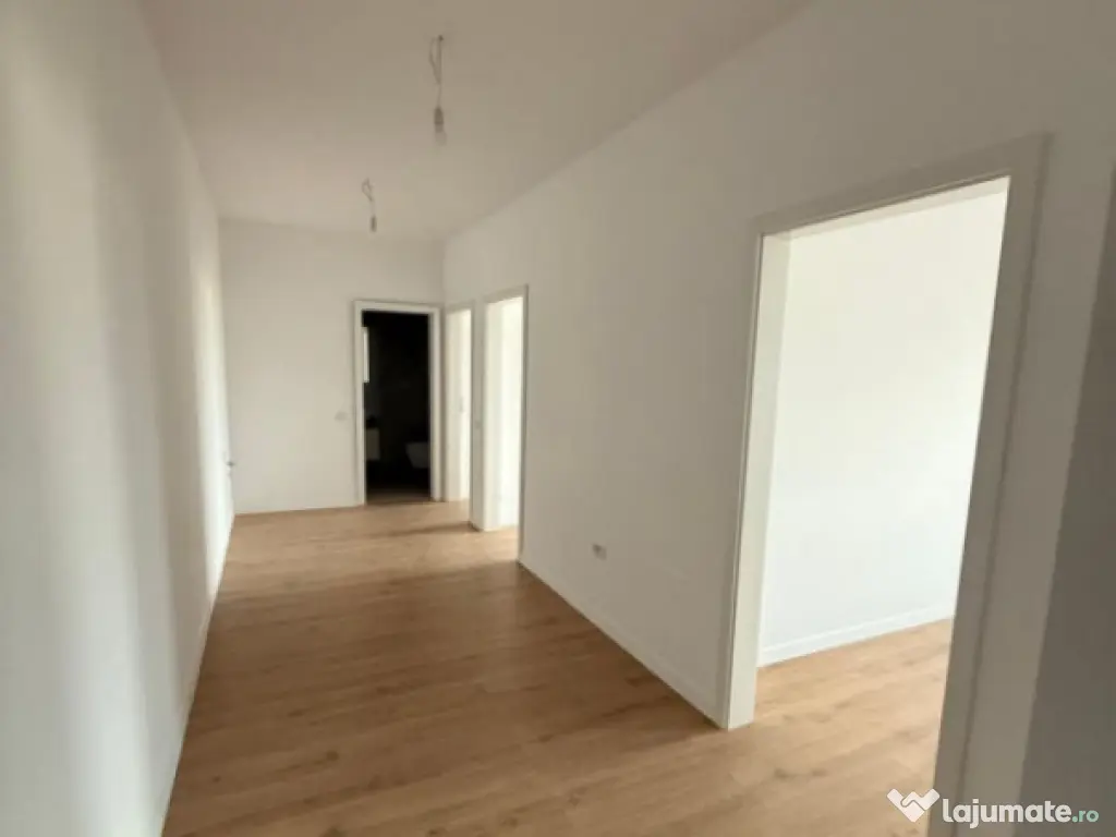 Apartament 4 camere-Tractorul | Parcare | Boxa