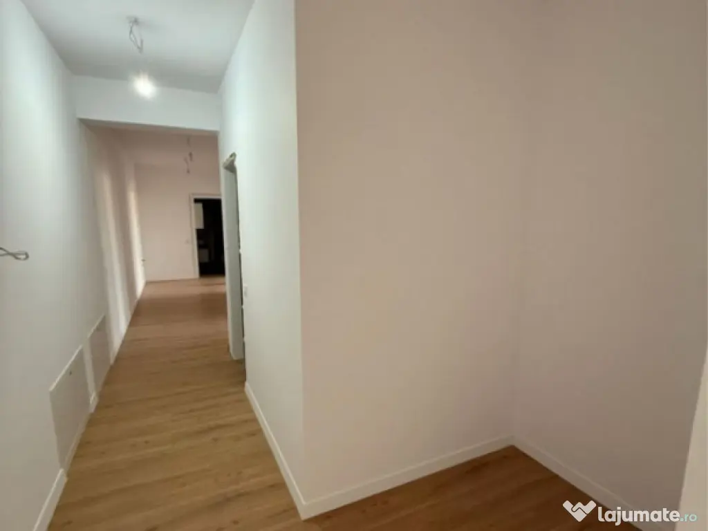 Apartament 4 camere-Tractorul | Parcare | Boxa 