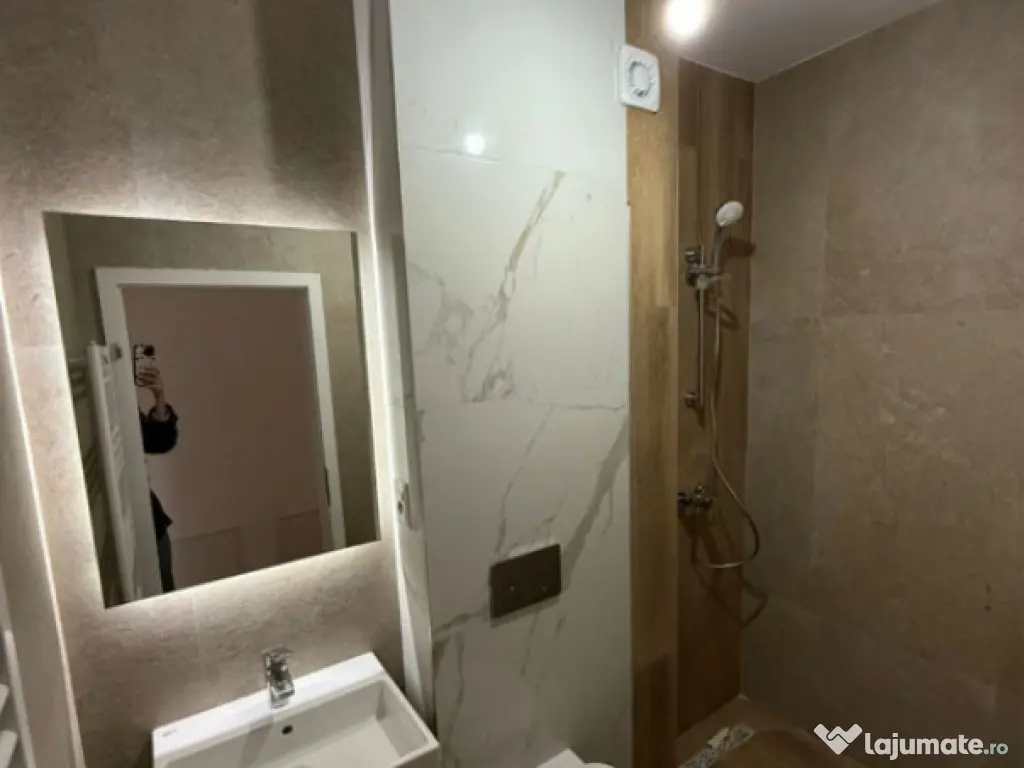 Apartament 4 camere-Tractorul | Parcare | Boxa