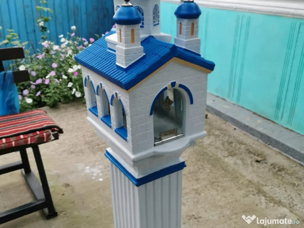 Mini Bisericuta cu Postament 