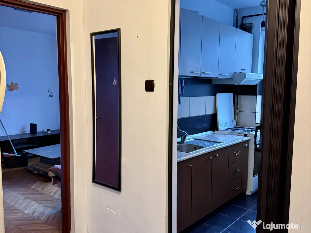 Apartament 3 camere, Ploiesti nord, strada Cameliei