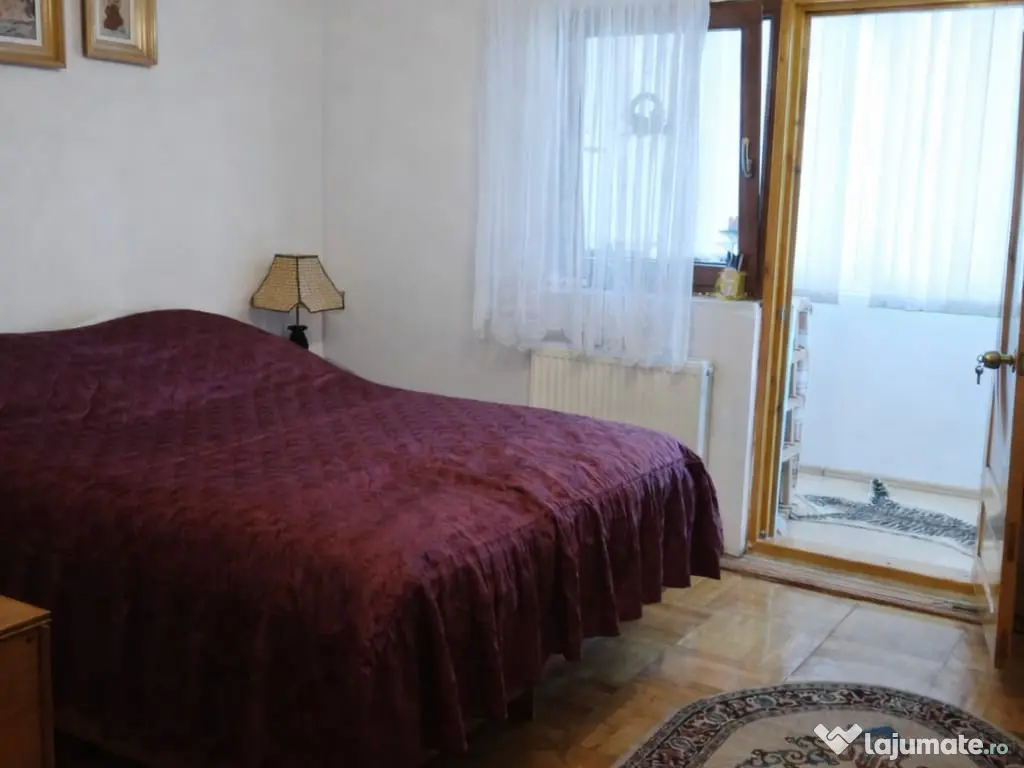 Apartament 3 camere cartier Mal 