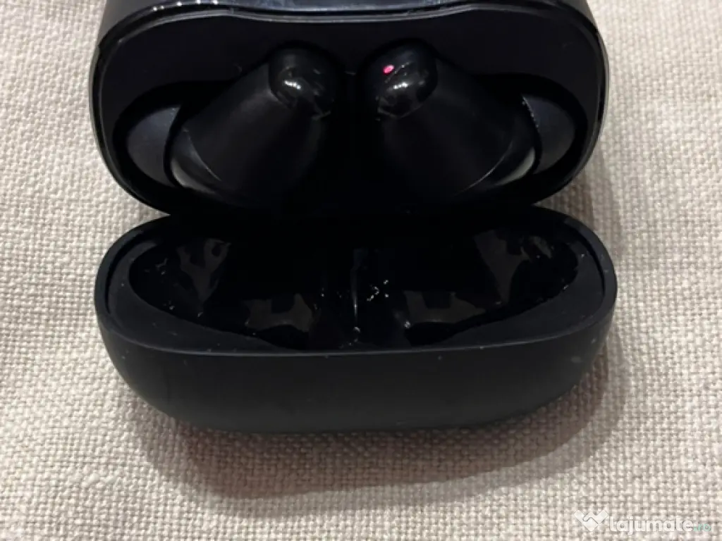 Căști true wireless SilverCrest , set complet