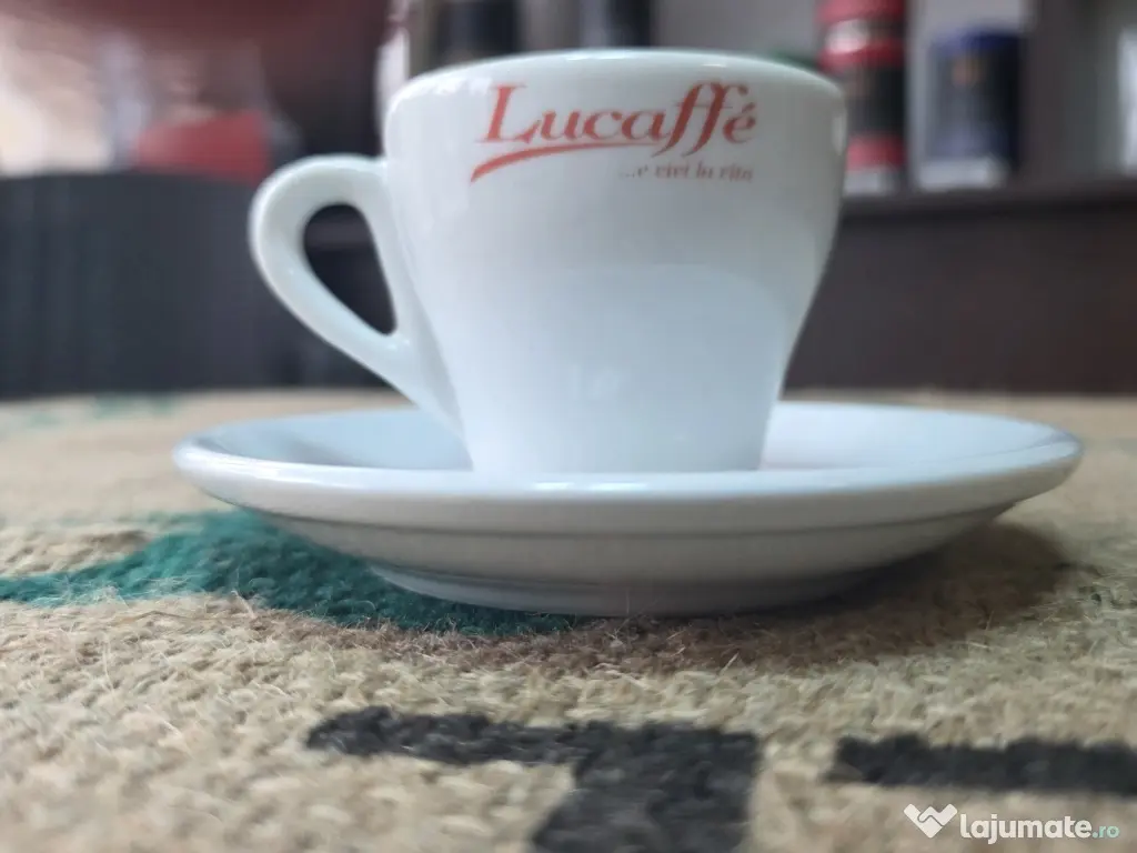 Ceașcă + farfurioară din porțelan pentru espresso – eleganța care face diferența 