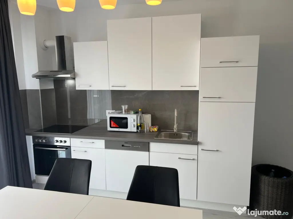 Inchiriez apartament nou cu 2 camere, complet mobilat, in Oradea