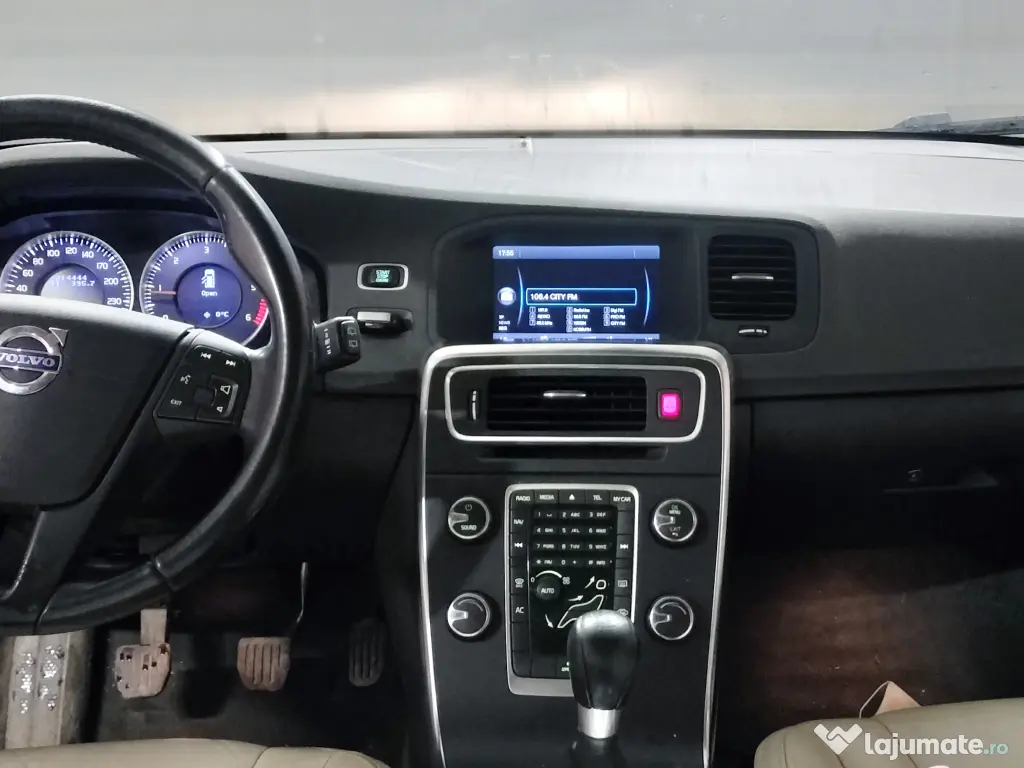 Volvo v60 drive 2011