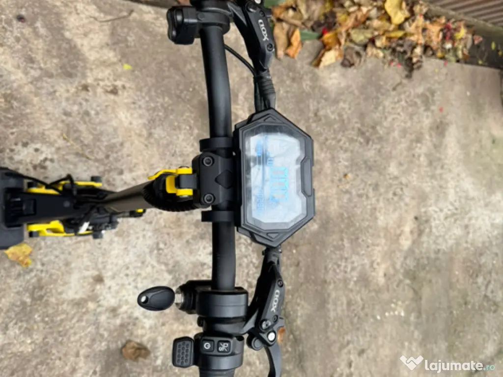 Trotineta electrică Ezotron E200 Pro, varianta 2025 