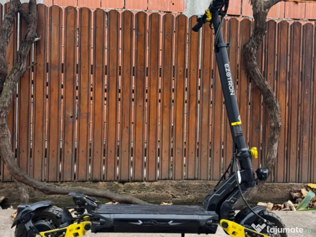 Trotineta electrică Ezotron E200 Pro, varianta 2025 