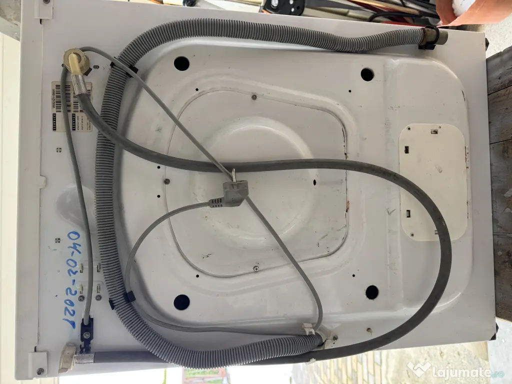 Mașina de spălat rufe Whirlpool 