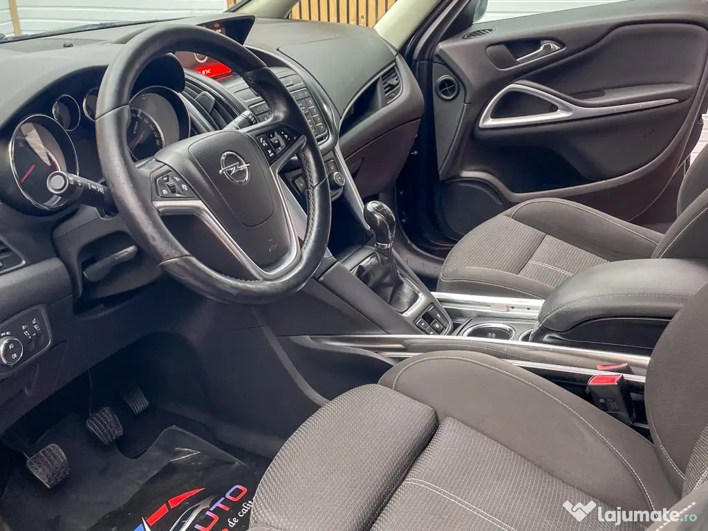 OPEL ZAFIRA . An 2016 . 1,6 Diesel . Rate fixe . Garantie 12 luni , Buy-Back . 