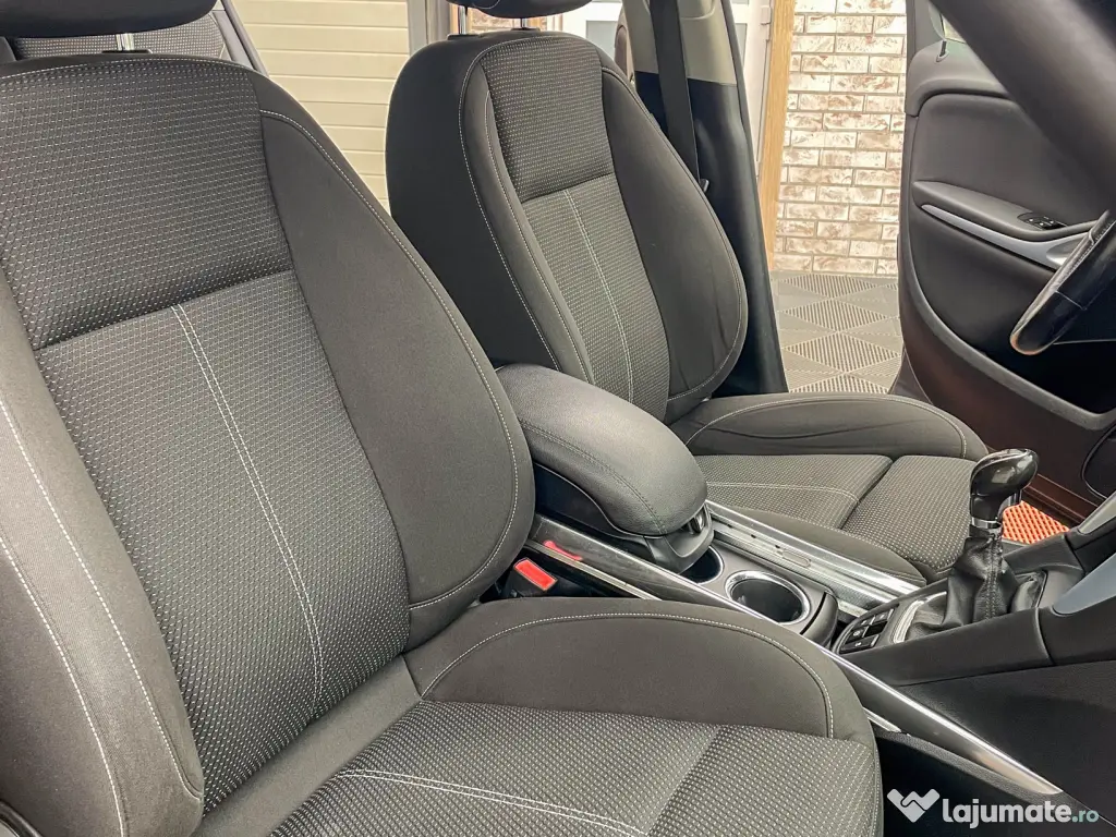 OPEL ZAFIRA . An 2016 . 1,6 Diesel . Rate fixe . Garantie 12 luni , Buy-Back . 